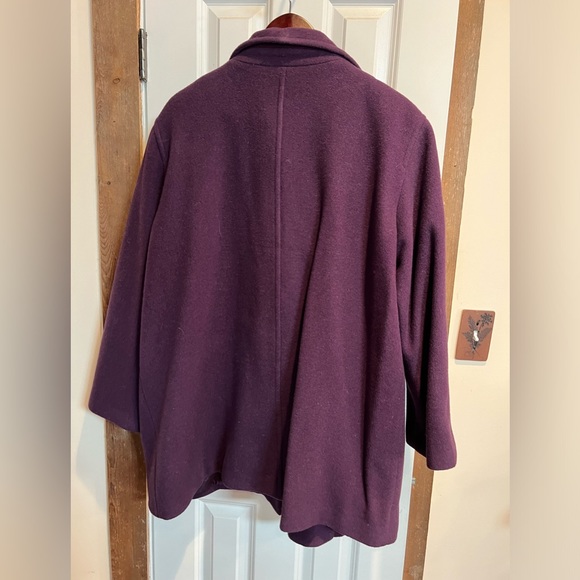 J. G. Hook 22W plum purple wool coat, EUC - Picture 4 of 4